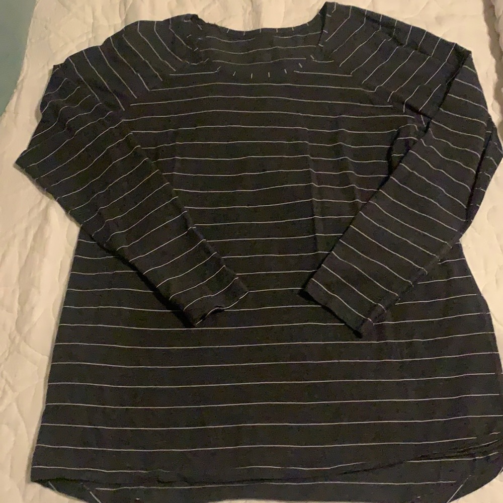 Lululemon long sleeve shirt